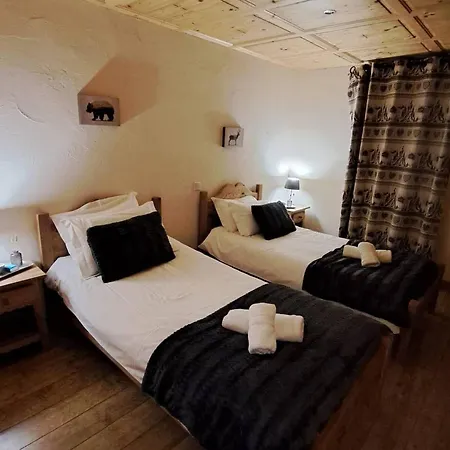 Spacieux A Pour 14 Personnes Avec Sauna - Fr-1-676-226 *