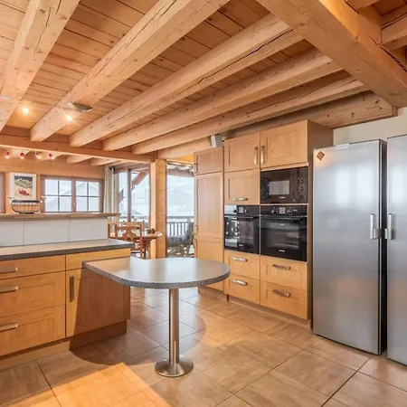 Spacieux à Pour 14 Personnes Avec Sauna - Fr-1-676-226 Chalet *