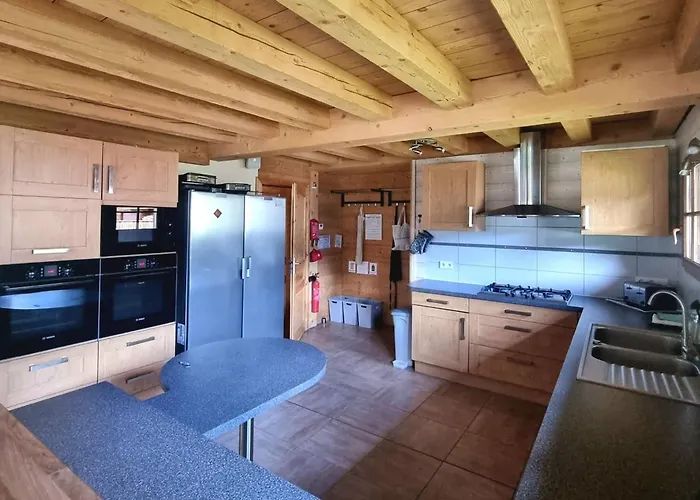 Chalé Spacieux à Pour 14 Personnes Avec Balcon Et Sauna - Fr-1-676-226 *