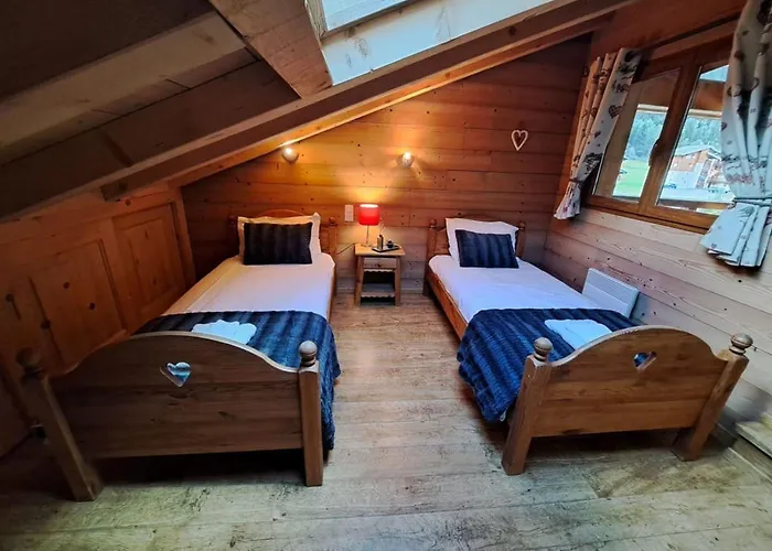 Spacieux à Pour 14 Personnes Avec Balcon Et Sauna - Fr-1-676-226