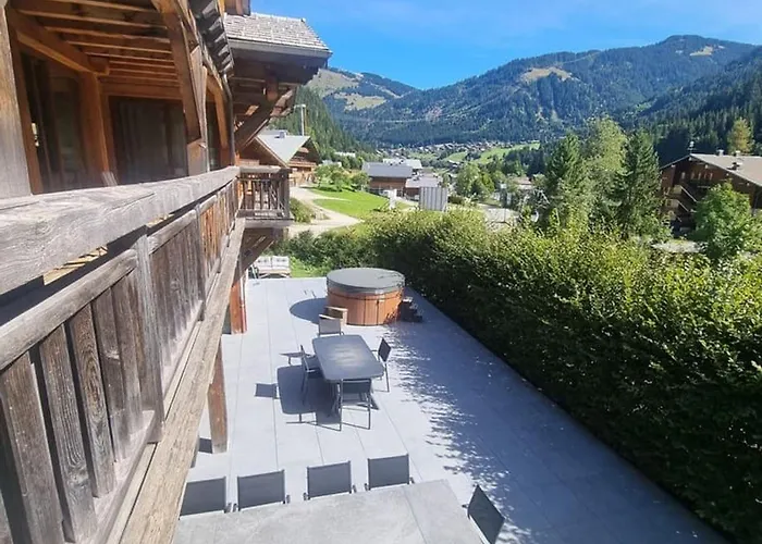 Spacieux à Pour 14 Personnes Avec Balcon Et Sauna - Fr-1-676-226 Chalé