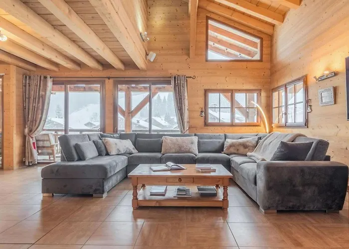 Spacieux A Pour 14 Personnes Avec Sauna - Fr-1-676-226