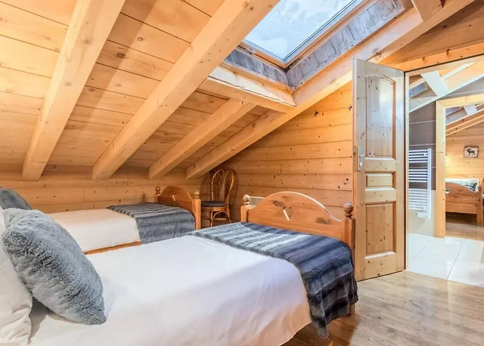 Spacieux A Pour 14 Personnes Avec Sauna - Fr-1-676-226 *