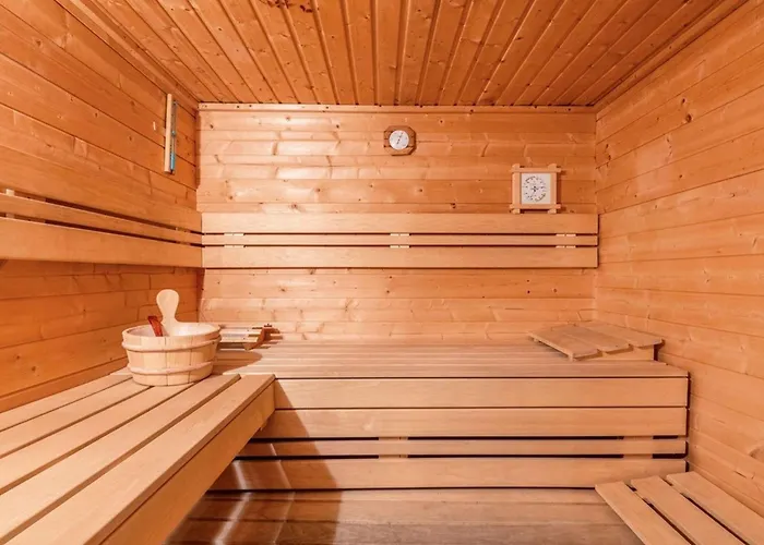 Spacieux A Pour 14 Personnes Avec Sauna - Fr-1-676-226 בקתה