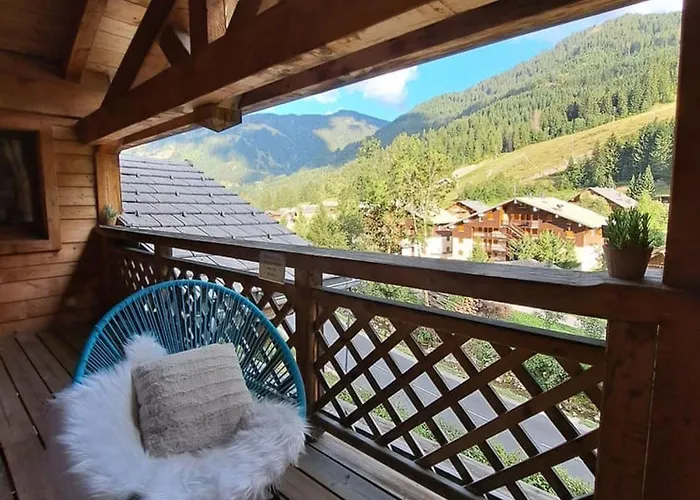 Spacieux A Pour 14 Personnes Avec Sauna - Fr-1-676-226 * Châtel
