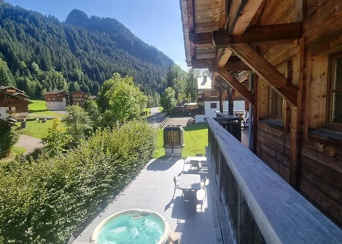 Spacieux A Pour 14 Personnes Avec Sauna - Fr-1-676-226 בקתה *